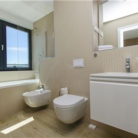 5 bedroom beachfront villa with heated pool near Omis, sleeps 9